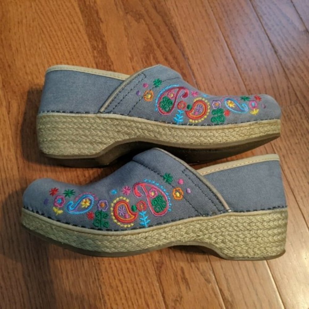 Dansko Women's Cloth Soft Clogs Flowers Floral Nursing 38